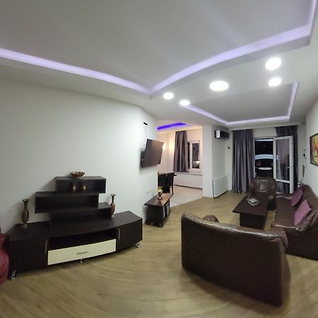 Cozy & Sweet Home Tbilisi ภายนอก รูปภาพ
