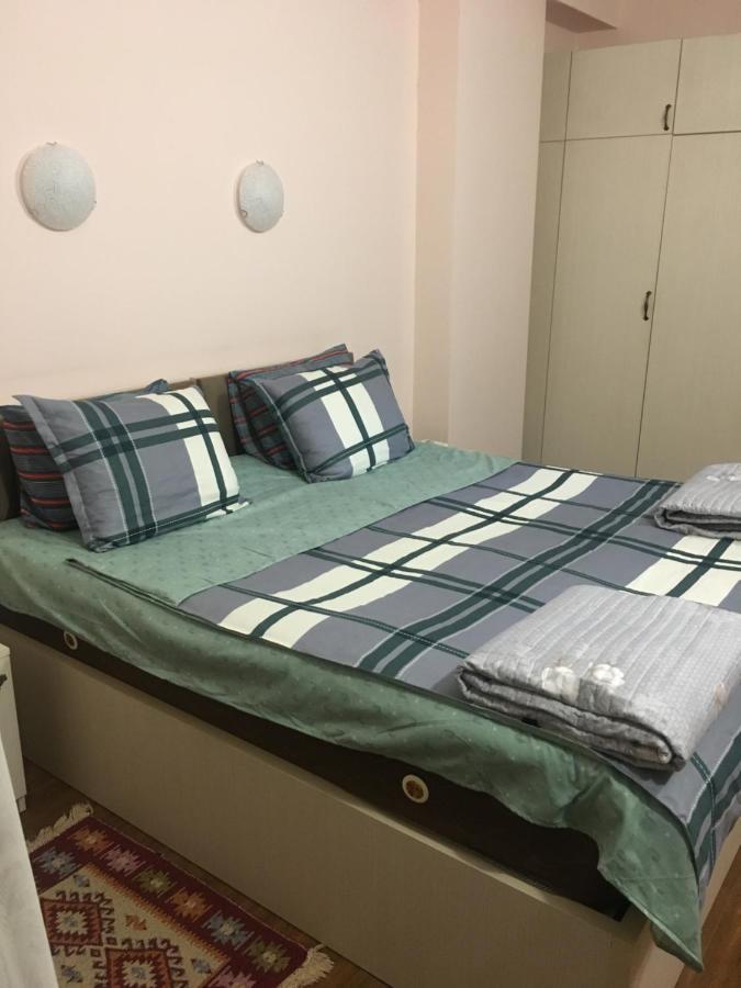Cozy & Sweet Home Tbilisi ภายนอก รูปภาพ