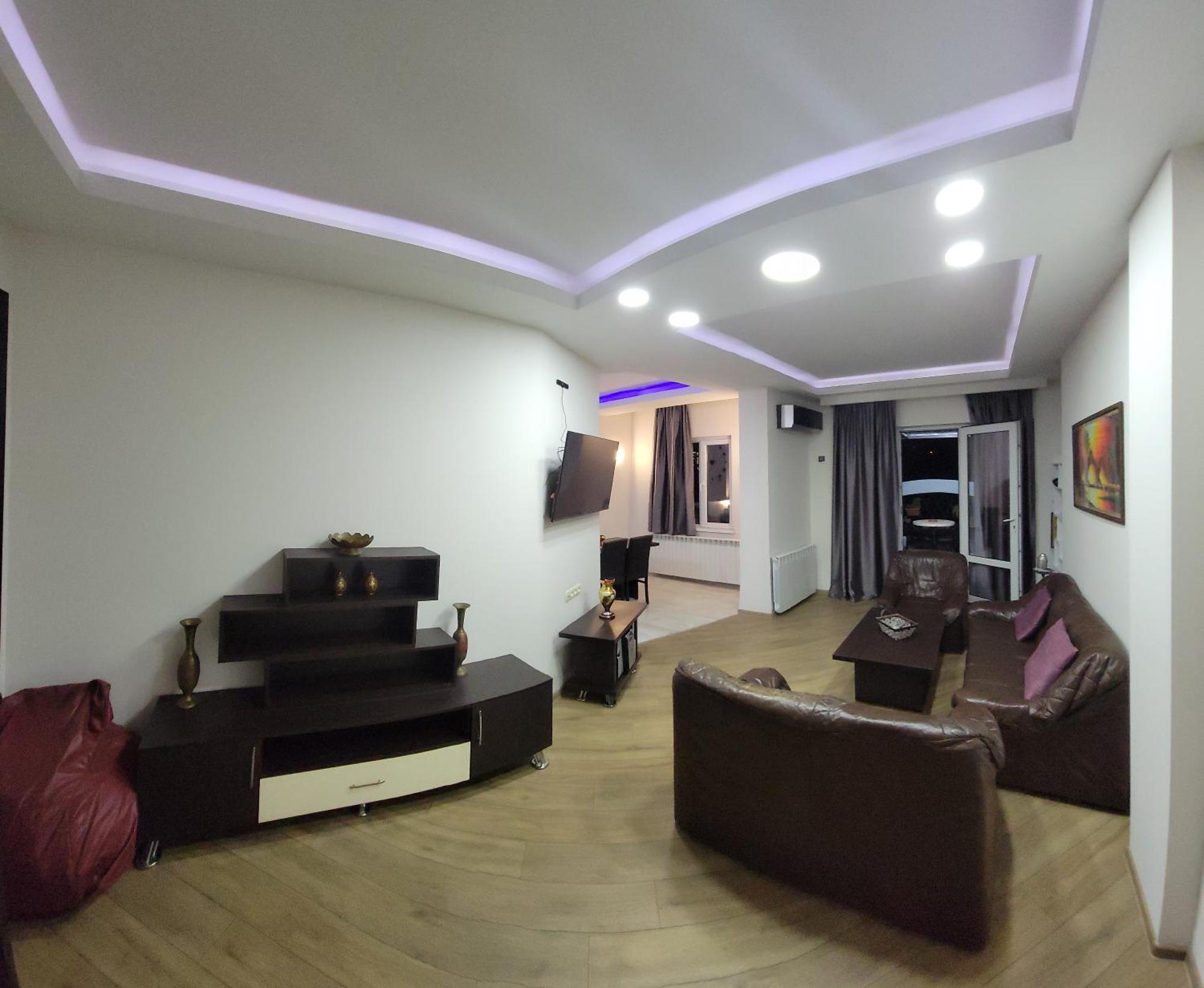 Cozy & Sweet Home Tbilisi ภายนอก รูปภาพ