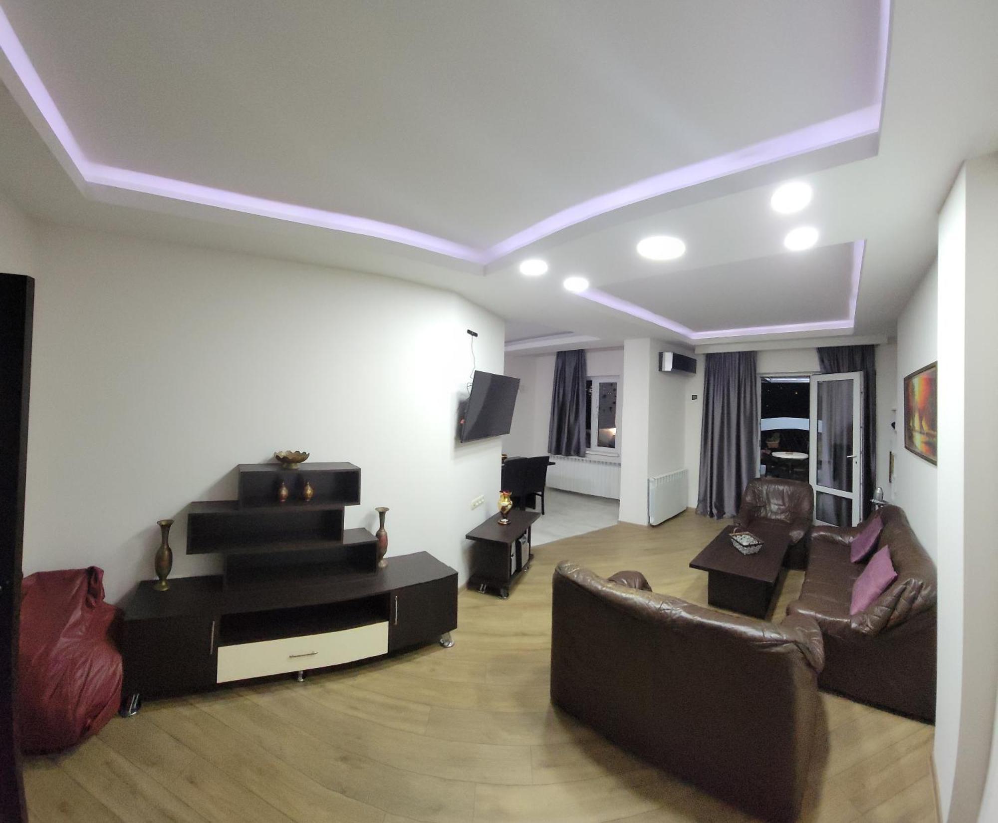Cozy & Sweet Home Tbilisi ภายนอก รูปภาพ