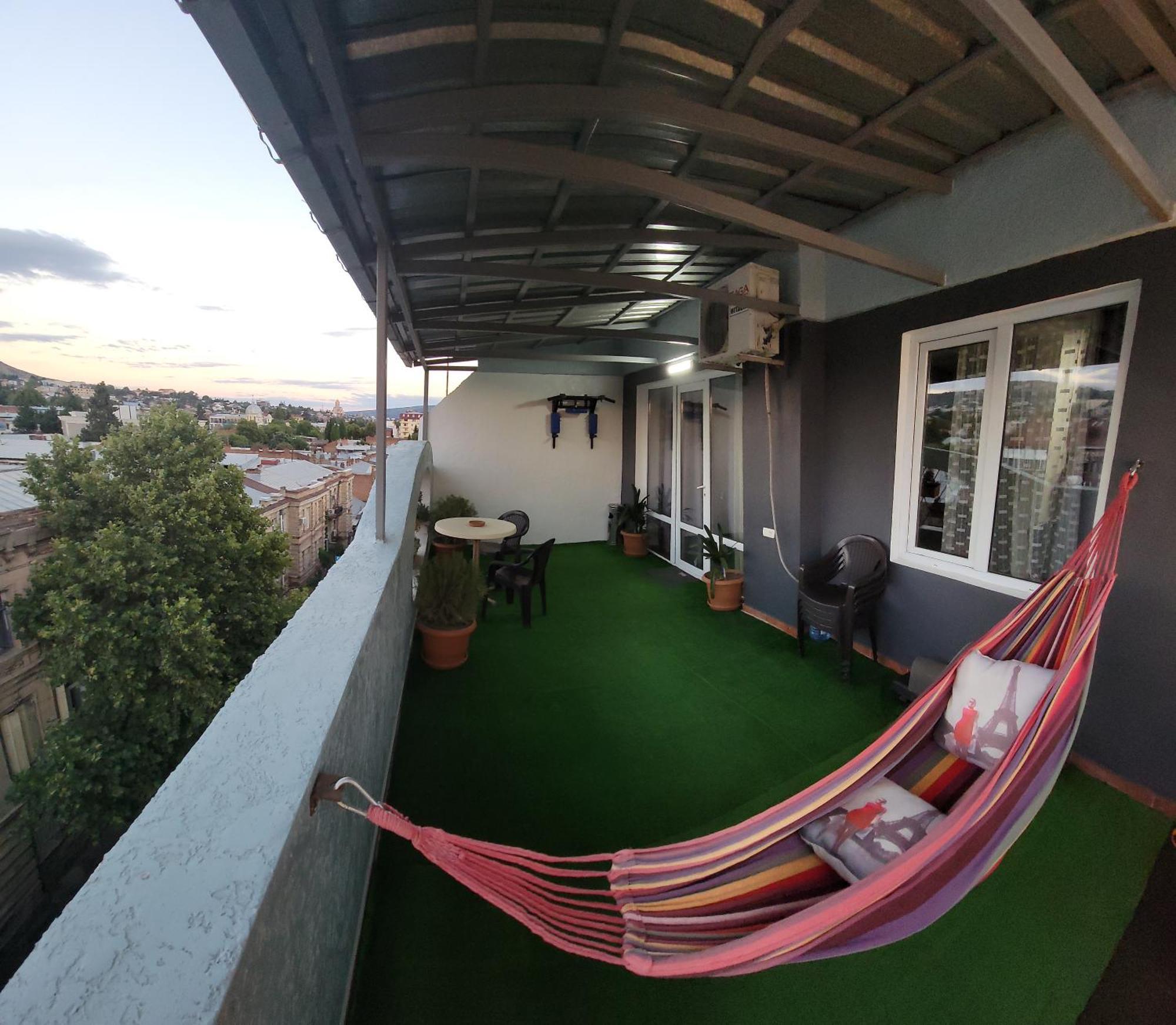 Cozy & Sweet Home Tbilisi ภายนอก รูปภาพ