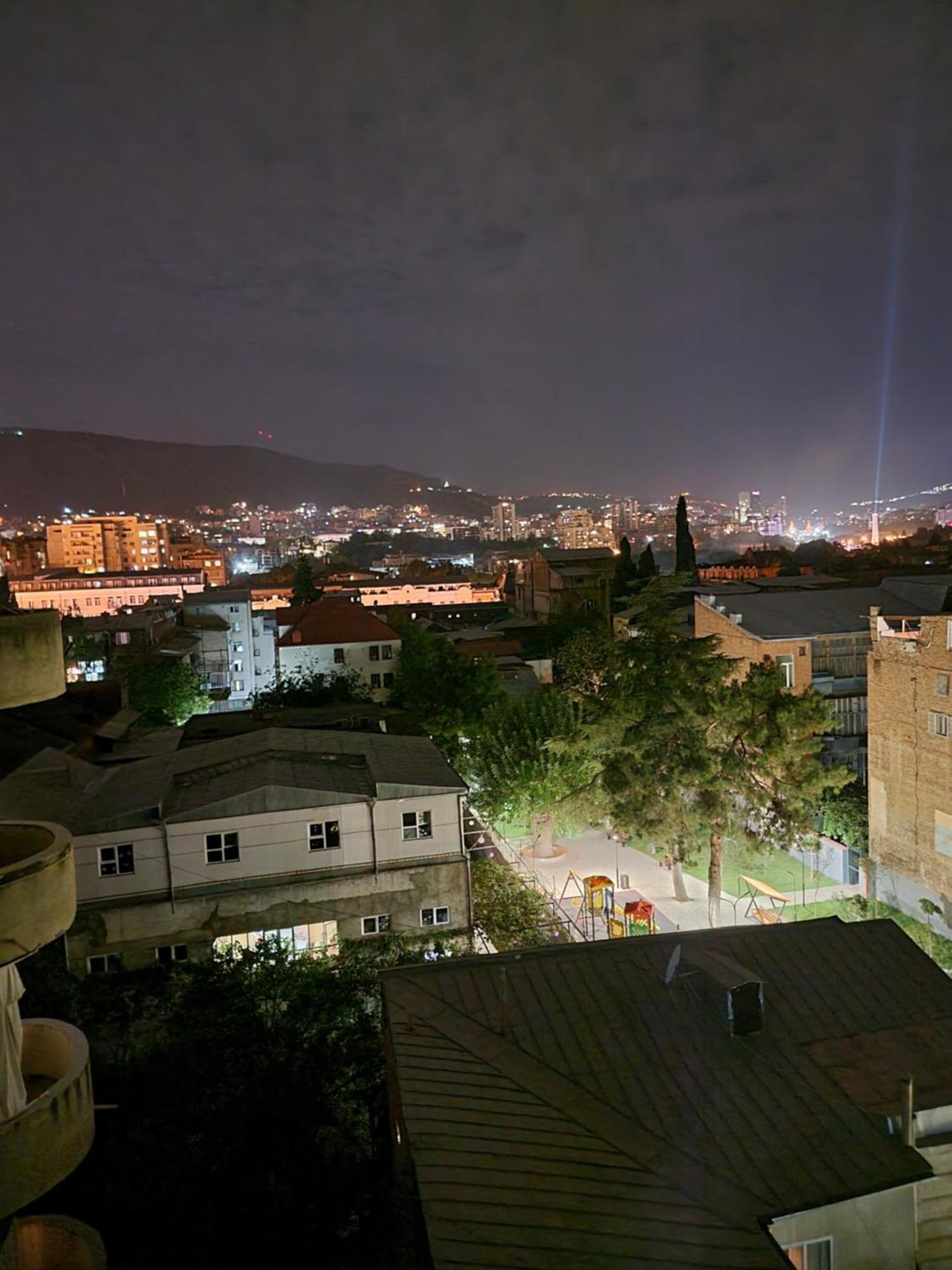 Cozy & Sweet Home Tbilisi ภายนอก รูปภาพ